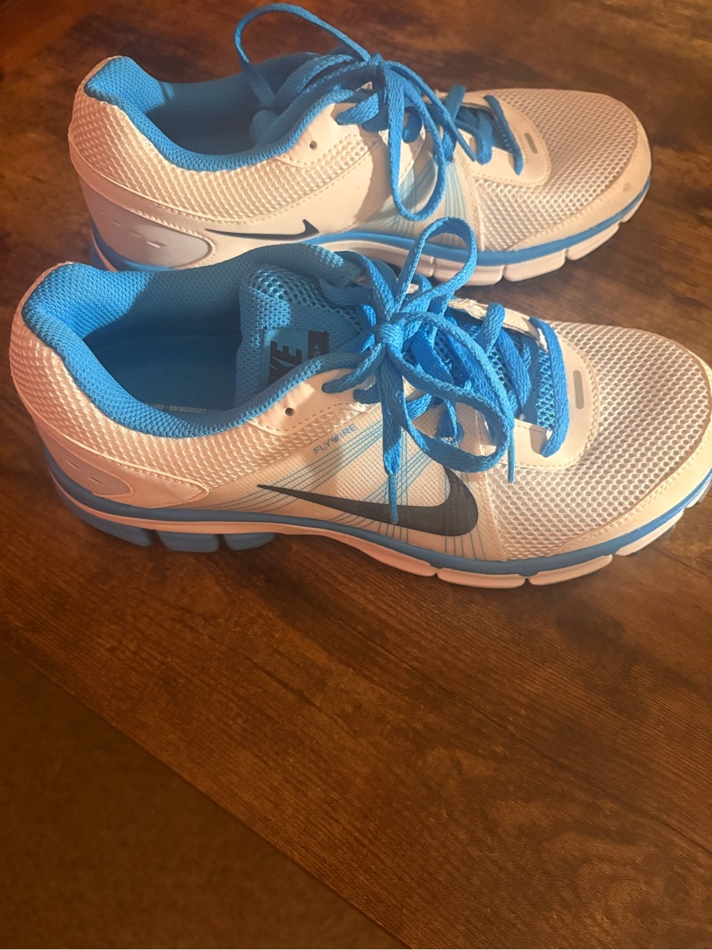 Nike White and Bright Blue Mesh Running Sneakers